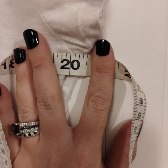 Bob Marley tee with thrashed open back - Picture 6 of 6